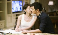 <b>发现婚外情外遇 男人要控制住情绪 不能拳打脚踢</b>