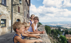 对孩子有教育的旅游景点，家长不花钱，孩子免费学